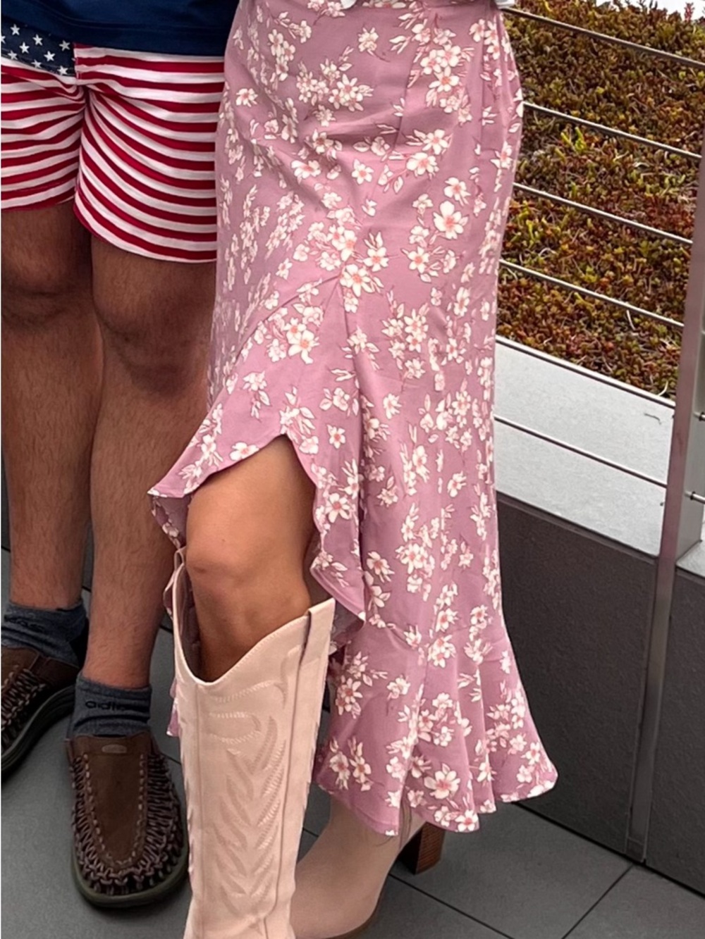 Pink Rose Mauve Floral High-Low Skirt with Ruffle Hem